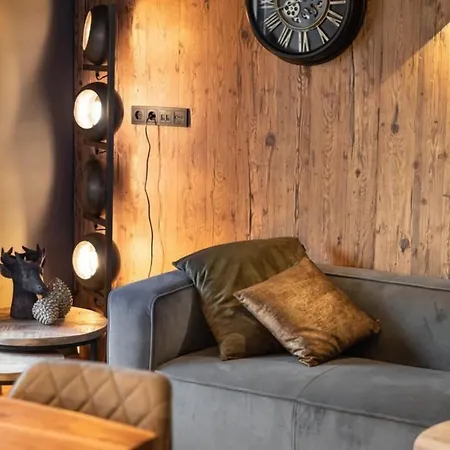 Schoeneben 5 * Wald im Pinzgau