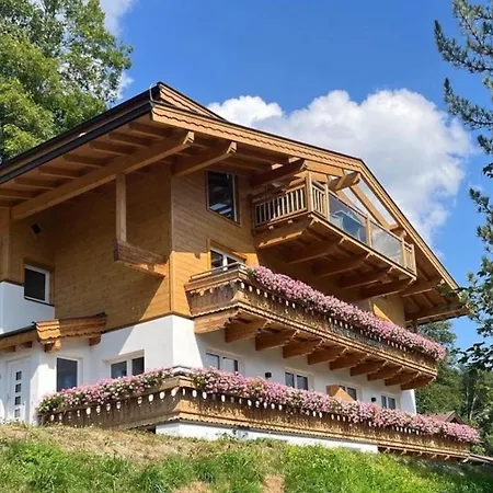 Schoeneben 5 * Wald im Pinzgau