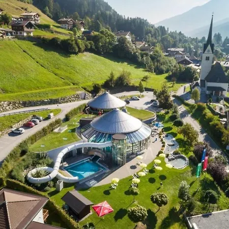 Vakantiehuis Schoeneben 5 Wald im Pinzgau