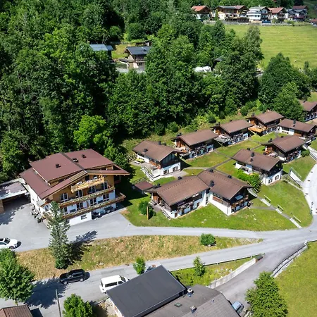 Schoeneben 5 Wald im Pinzgau